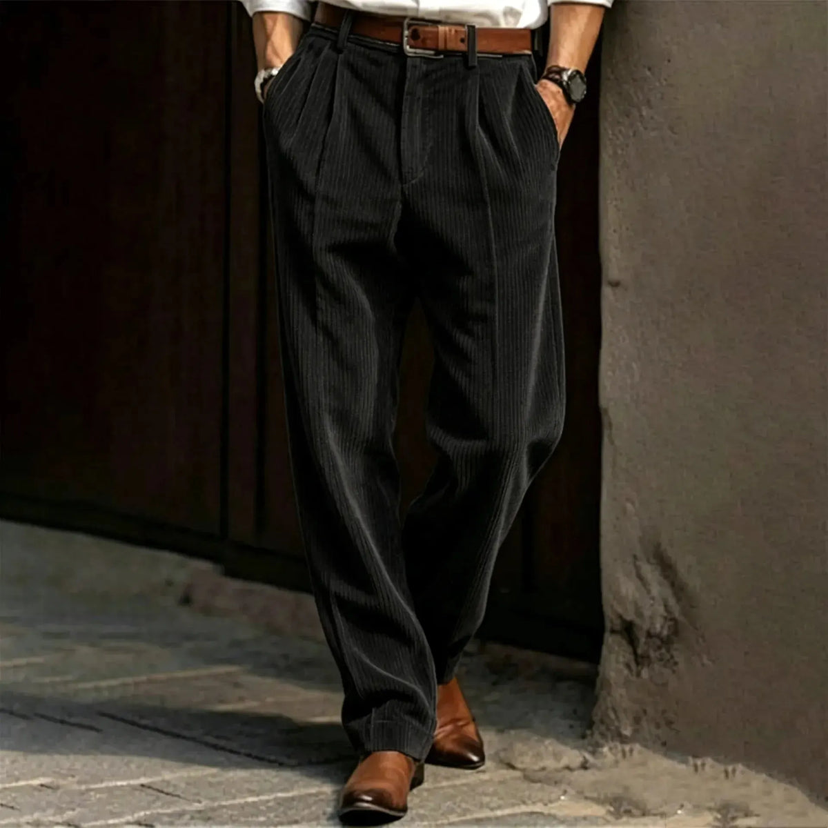 Men's Vertical Stripe Pleated Wide‐Leg Trousers